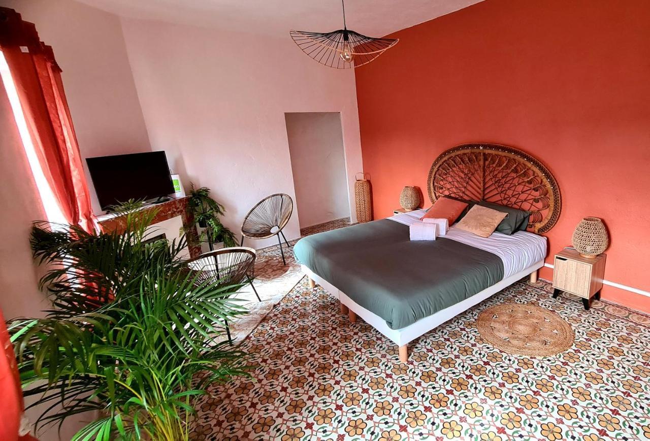 Lou Mouli Di Baou Bed and Breakfast Labeaume Exteriör bild