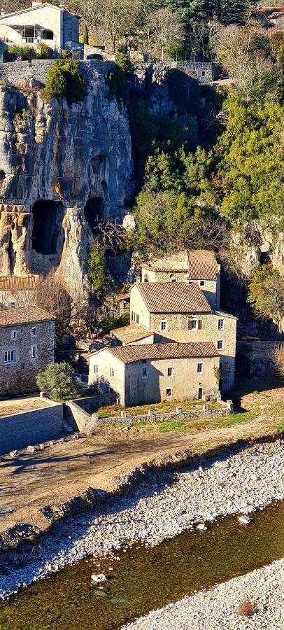 Lou Mouli Di Baou Bed and Breakfast Labeaume Exteriör bild