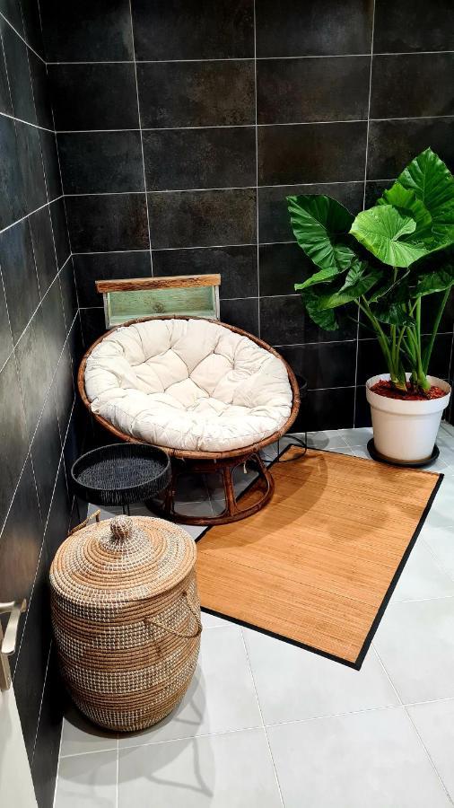 Lou Mouli Di Baou Bed and Breakfast Labeaume Exteriör bild