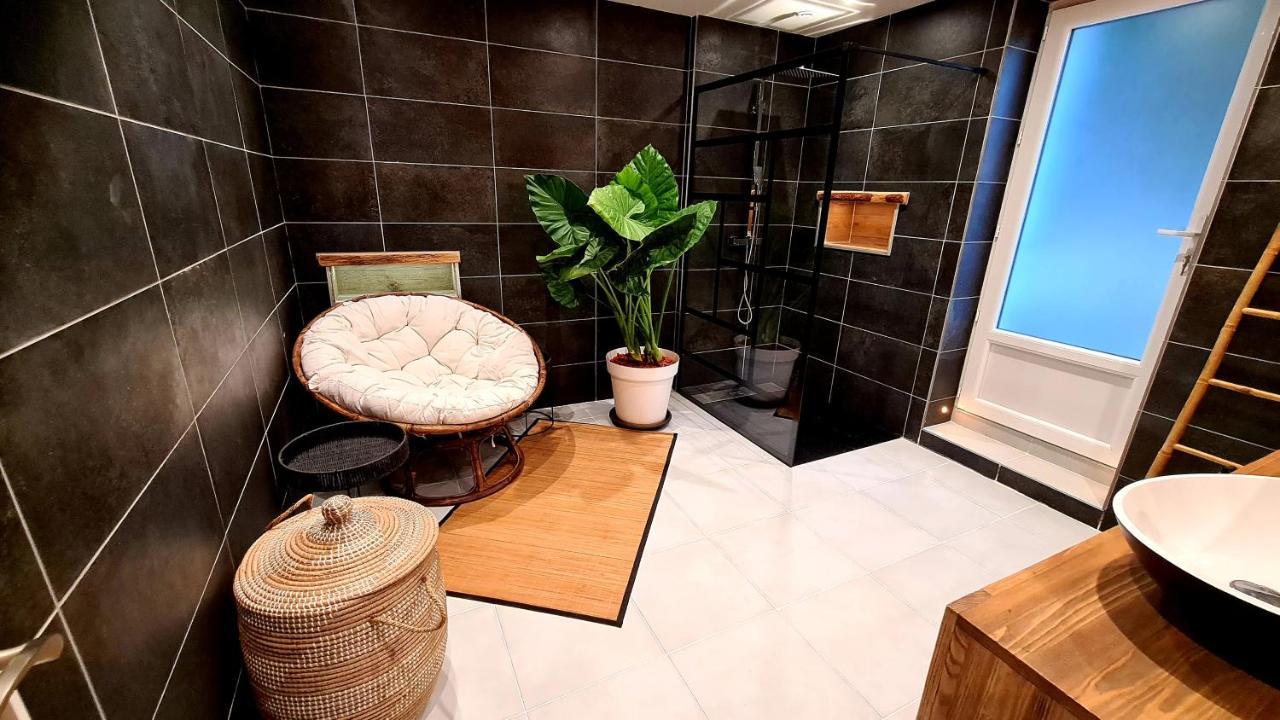 Lou Mouli Di Baou Bed and Breakfast Labeaume Exteriör bild