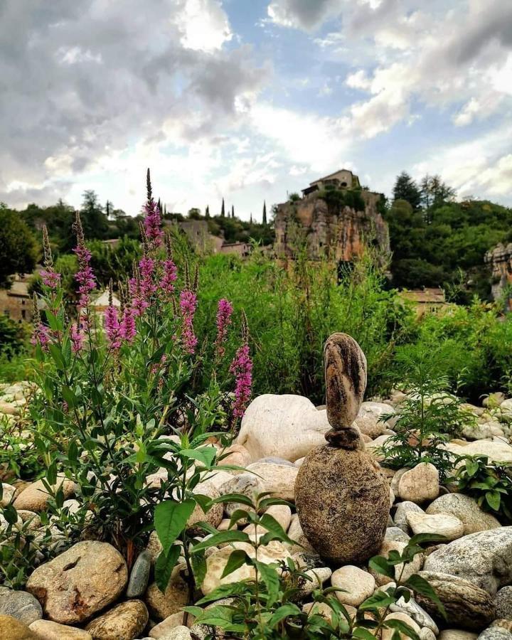 Lou Mouli Di Baou Bed and Breakfast Labeaume Exteriör bild