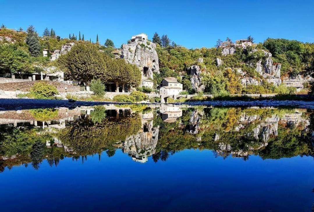 Lou Mouli Di Baou Bed and Breakfast Labeaume Exteriör bild