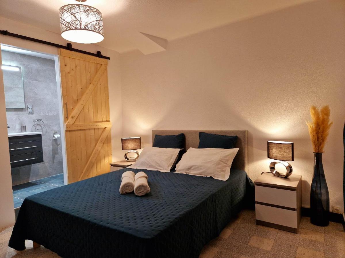 Lou Mouli Di Baou Bed and Breakfast Labeaume Exteriör bild